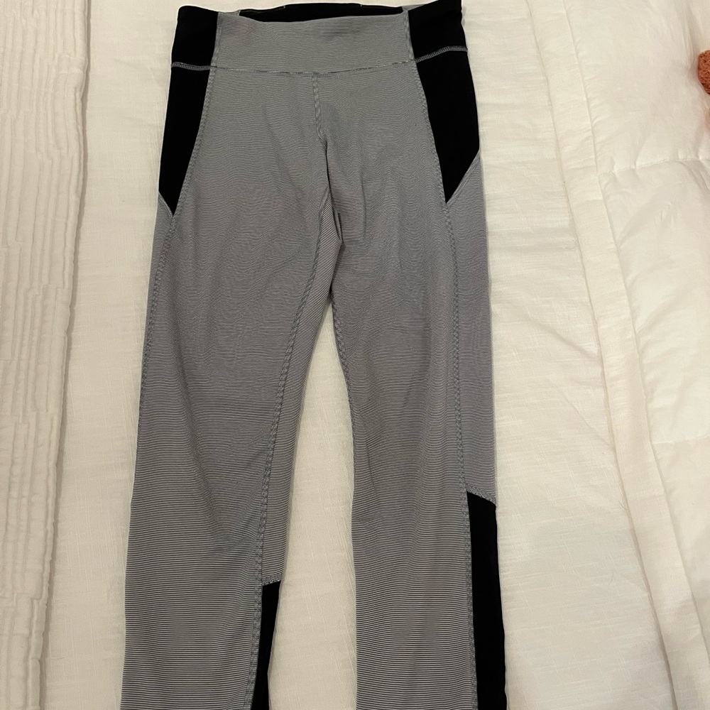 Under armor 25 inch leggings